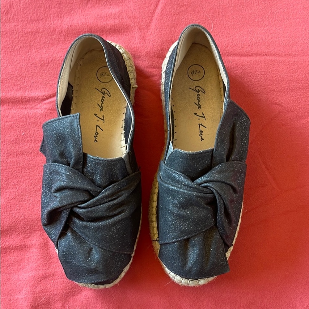 George J. Love casual espadrilles with sassy bow